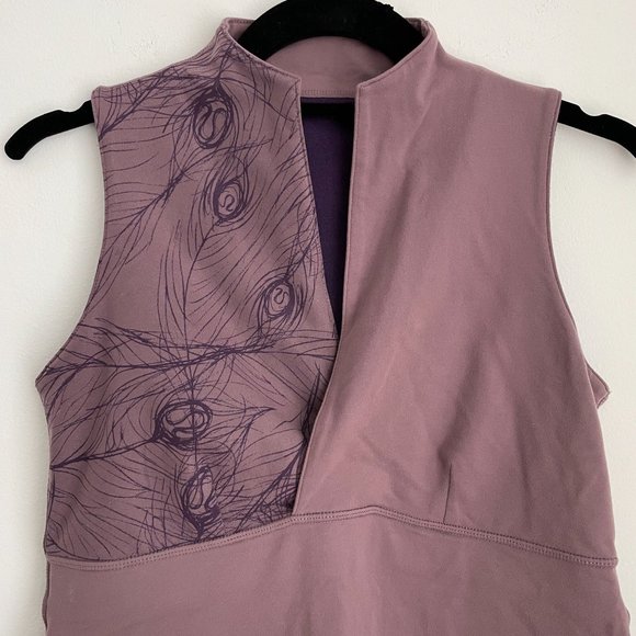 Lululemon Kimono Peacock Print V Neck Tank Top Lavender - Picture 2 of 6